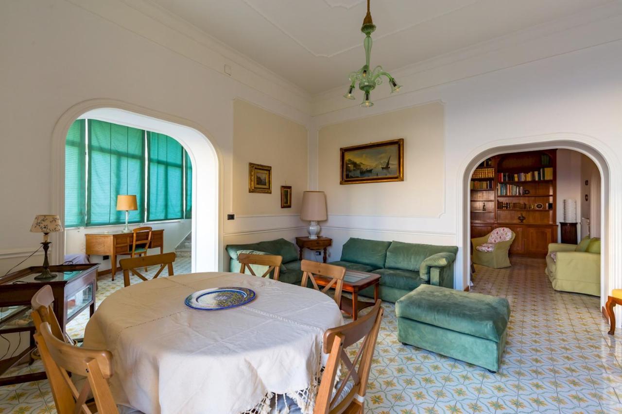 Villa Paola - Hidden Panoramic Garden And Terraces By Napoliapartments Zewnętrze zdjęcie